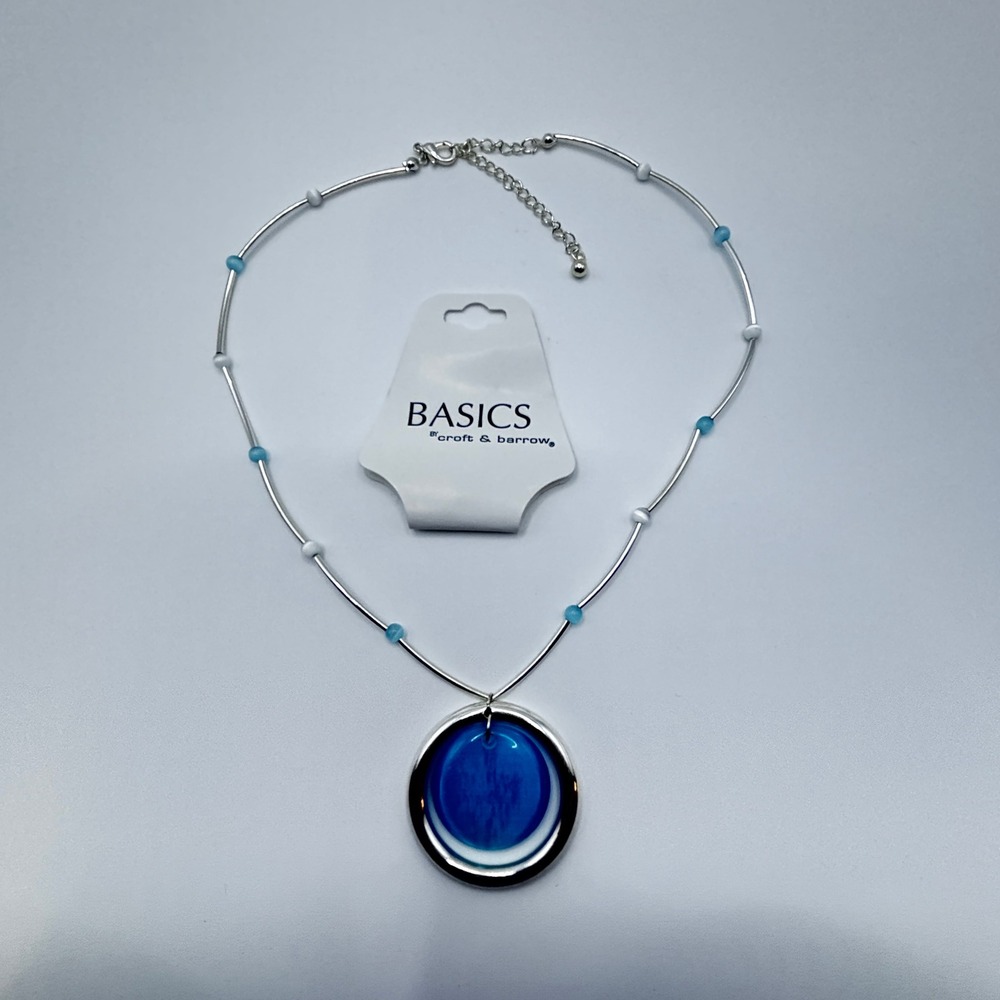 Croft & Barrow Basics Silver Tone Blue Bead Circle Pendant Necklace 15 Inch
